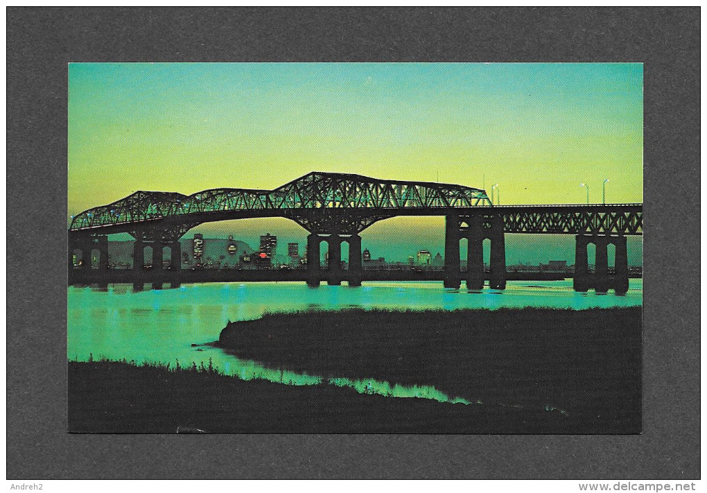 PONTS - MONTRÉAL - QUÉBEC - UNE VUE IMPRESSIONNAMTE DU PONT CHAMPLAIN - BRIDGE - PHOTO JACK BAIN - Ponts