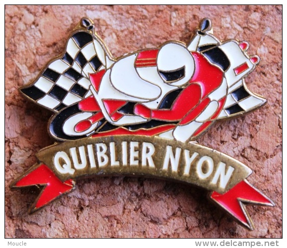 QUIBLIER - NYON - VAUD - SUISSE - MOTARD - MOTO - DRAPEAU DAMIER  - MOTORRAD - MOTORBIKE - MOTOCICLETTA -    (BLEU) - Motorbikes