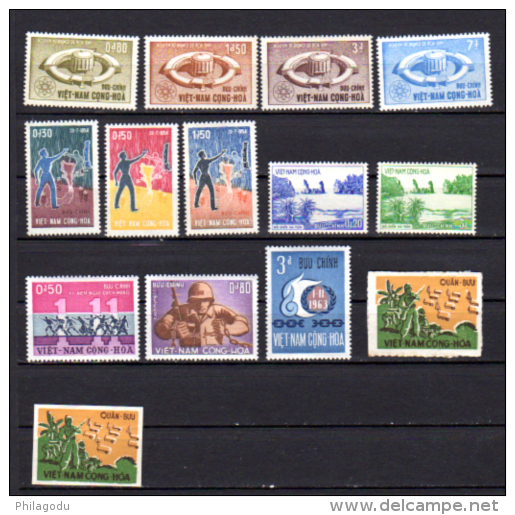 Vietnam Petite Collection Neuve (quelques Tp Avec Charnières), Entre 104 Et 249**, Cote 117 €, - Vietnam