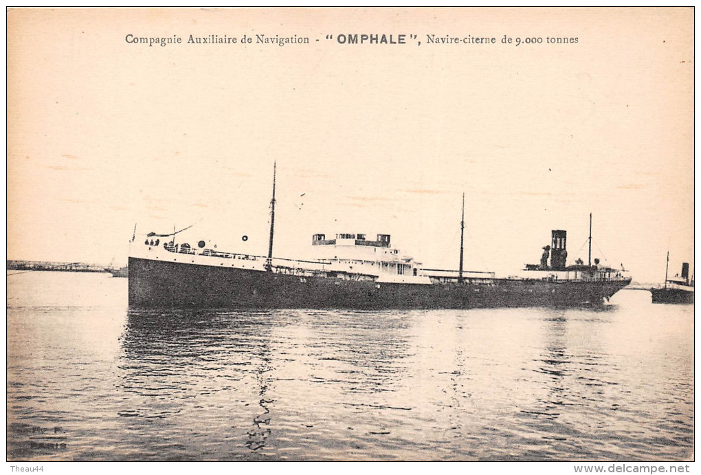 Pétrolier  " OMPHALE  " De La Compagnie Auxiliaire De Navigation - Navire-Citerne De 9000 Tonnes  -  Bateau De Commerce - Pétroliers