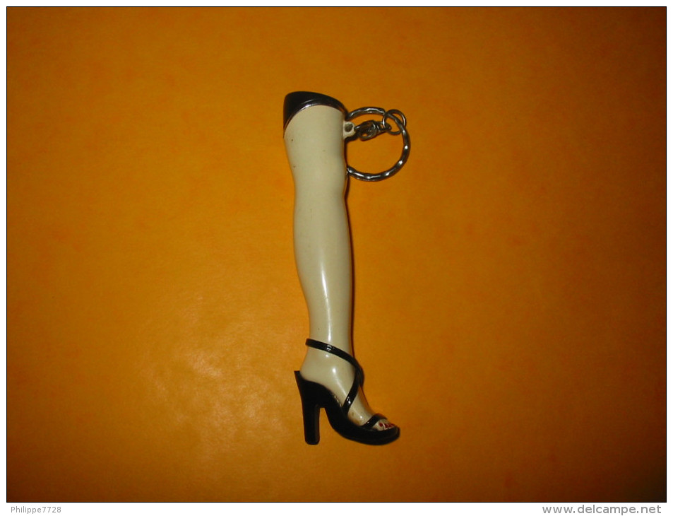 Briquet  Jambe De Femme (porte-clef) - Other & Unclassified