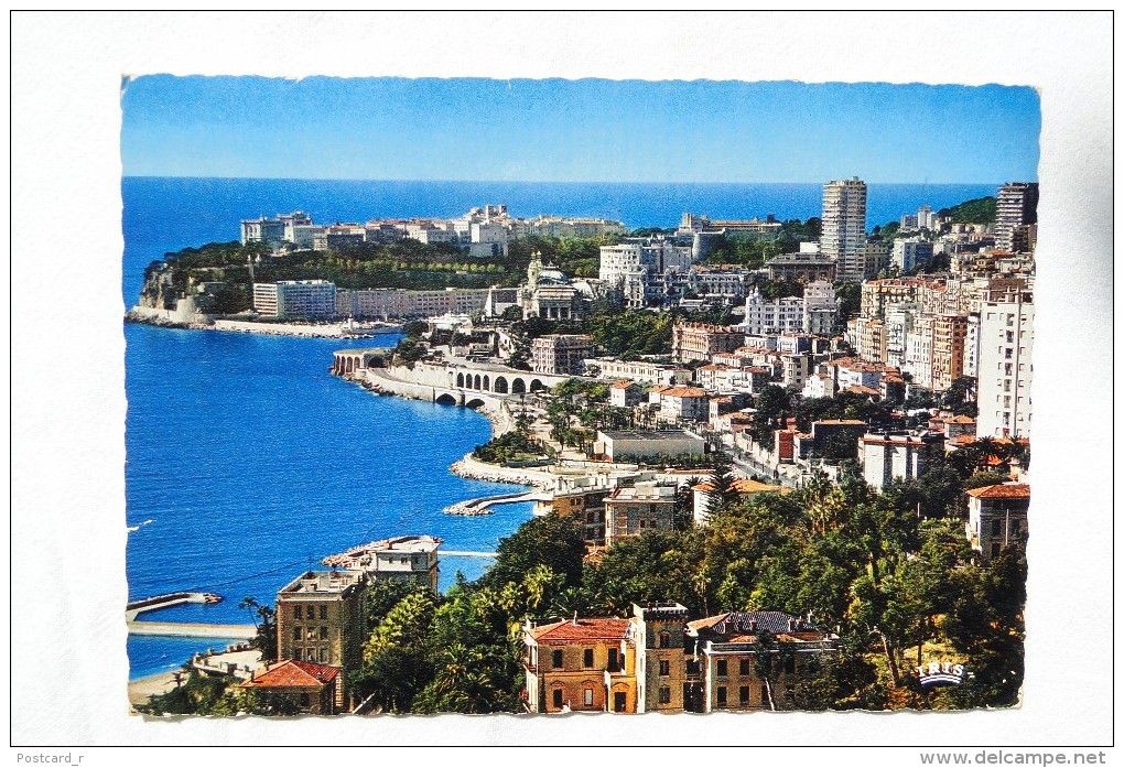 Monaco Vue Panoramique Sur Monte Carlo Et Le Rocher Stamp 1969    A 38 - Monte-Carlo