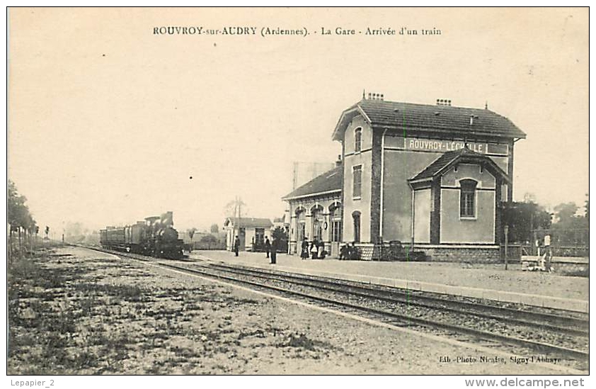 08 ROUVROY SUR AUDRY La Gare - Arrivée D'un Train CPA Ed. Photo Nicaise - Sonstige & Ohne Zuordnung