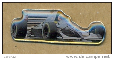13-aut149. Pin Formula I - F1