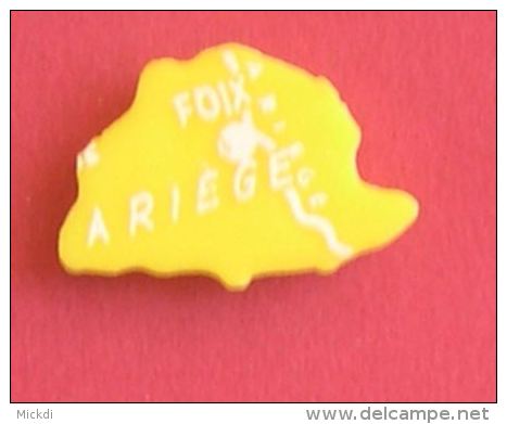 ARIEGE FOIX - DEPARTEMENT FRANCE - PIECE DU JEU MOB DES ANNEES 1950 - Toy Memorabilia