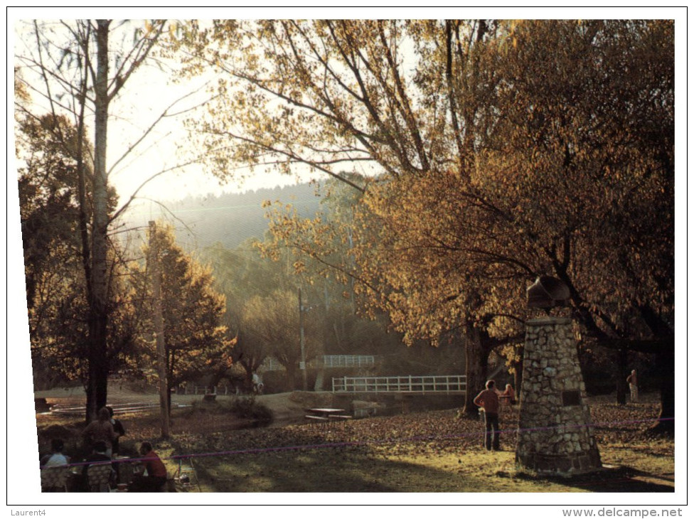 (PH 300) Australia - VIC - Bright Centenary Park - Grampians