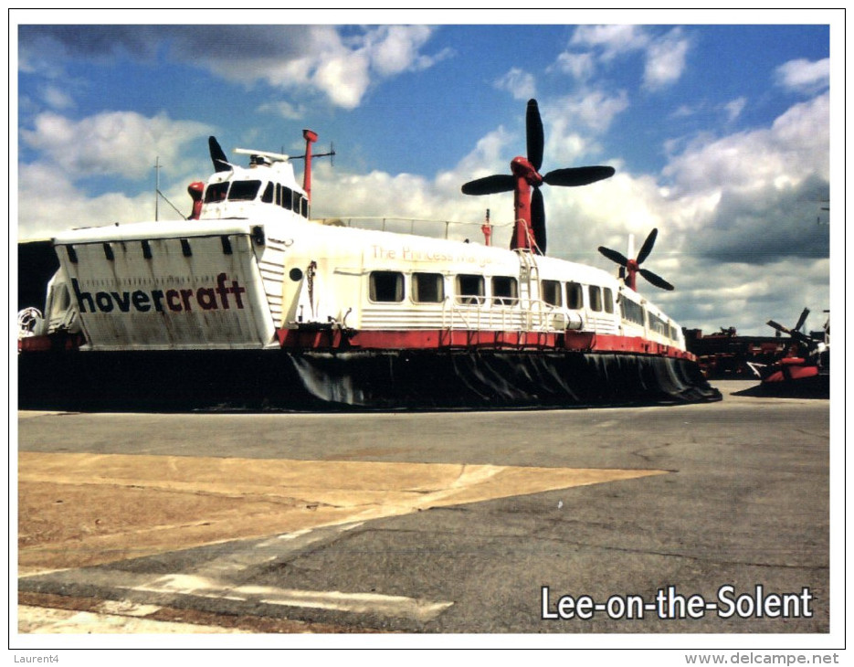 (187) UK - Lee On Solent Hovercraft Museum - Hovercrafts