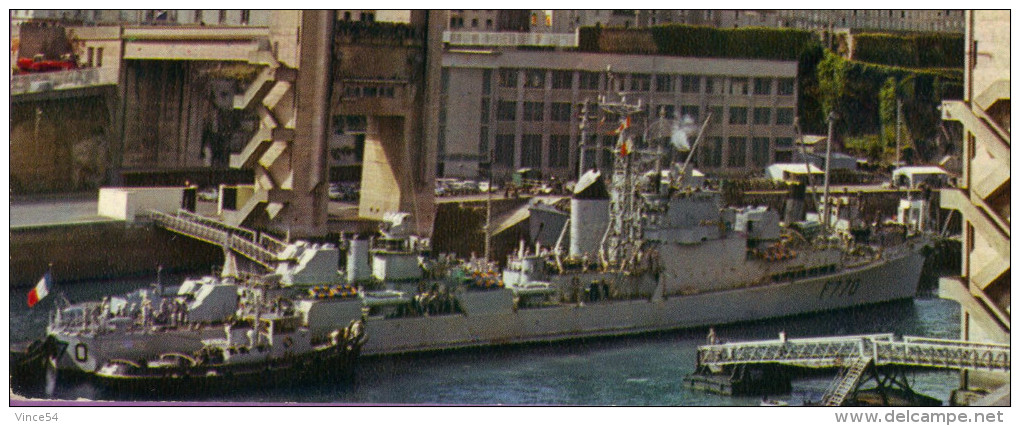 Escorteur Rapide Type E52 A Le Champenois - F770 (désarmé En Août 1975) - Warships