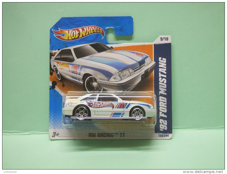 ´92 FORD MUSTANG 1992 - HW Racing 2011 - HOTWHEELS Hot Wheels Mattel 1/64 EU Blister - HotWheels