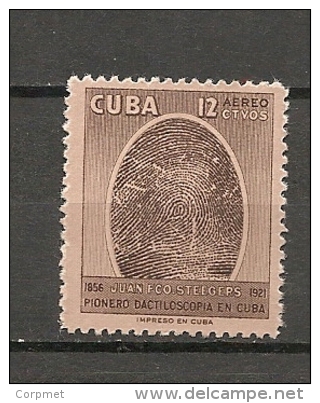 CUBA - Posta Aérienne - Air Mail  - Yvert # A 156 -  * MINT (Light Trace Of Hinge) - Poste Aérienne