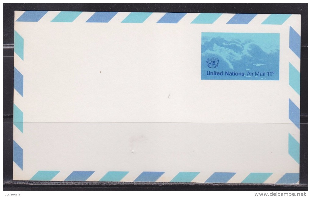 = Carte Entier Postal Non Oblitérée Le 1er Jour Fut Le 10 Jan 1975 Nations Unis New York - Poste Aérienne