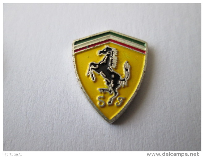 Ferrari Pin Ansteckknopf Gestanzt - Ferrari