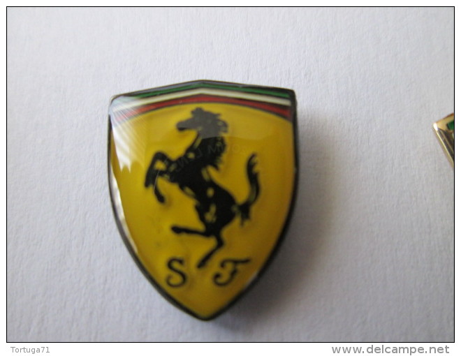 Ferrari Pin Ansteckknopf Lackiert - Ferrari