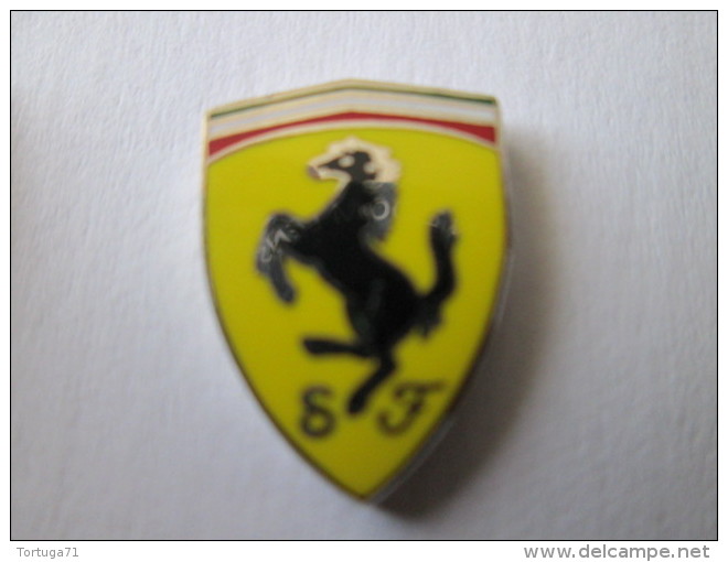 Ferrari Pin Ansteckknopf Emailliert - Ferrari