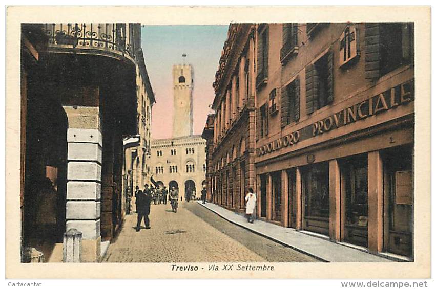 TREVISO. VIA XX SETTEMBRE CON IL DOPOLAVORO PROVINCIALE. CARTOLINA ANNI  '40 - Treviso