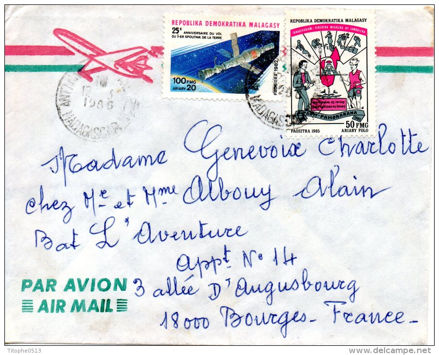 MADAGASCAR. N°671 De 1982 Sur Enveloppe Ayant Circulé. Saliout-Soyouz. - Afrique