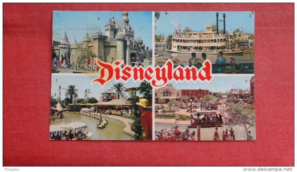 Disney > Disneyland Multi --view  Stain On Back- --------------- Ref 1905 - Disneyland