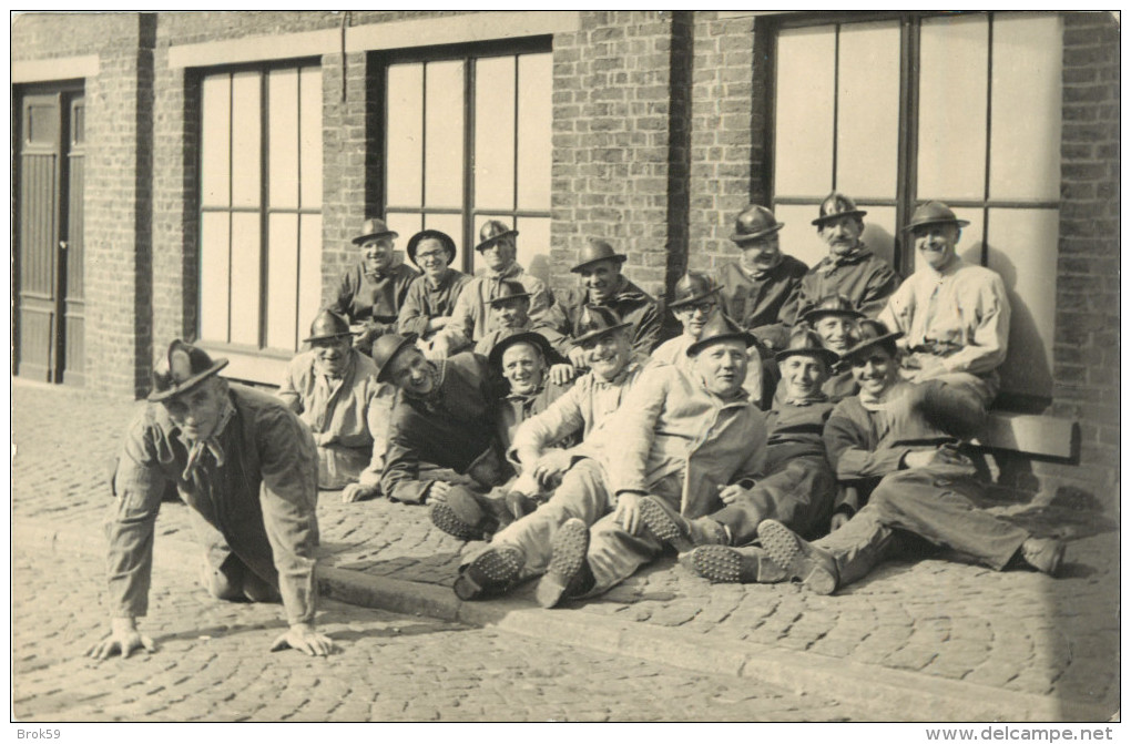 BELGIQUE - BELLE CARTE PHOTO - CHARBONNAGES - MINEURS - BELGES - Altri & Non Classificati