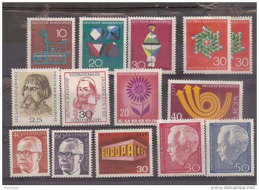 ALLEMAGNE  Vrac  De Timbres Neufs** (ref 6332 )   Voir 4 Scans - Lots & Kiloware (mixtures) - Max. 999 Stamps