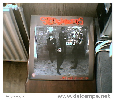 The SLEEPWALKERS - Will Walk All Over You - LP - GRAVEDIGGER'S - GARAGE PUNK - ITALIE - KIT & The OUTLAWS - Punk