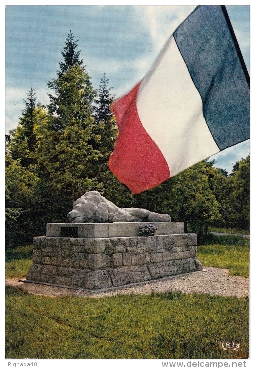 Cp , MILITARIA , VERDUN ,  Monument De La Chapelle Ste-Fine - Monuments Aux Morts