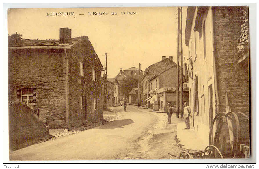 10  - LIERNEUX  -  L'entrée Du Village - Lierneux