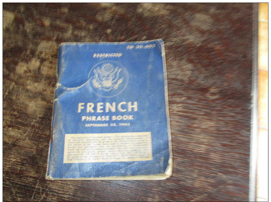 FRENCH PHRASE BOOX 1943 - Equipo