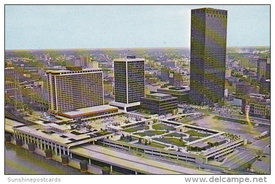 Aerial View Of Galt House And River Front Plazza Park Louisvile Kentucky - Louisville