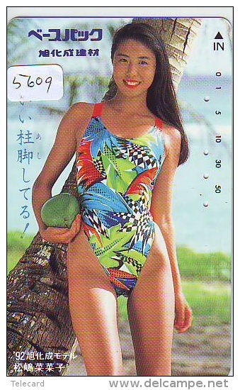 Télécarte Japon EROTIQUE (5609) EROTIC * Japan * ACTRESS  * TK * BIKINI  GIRL * BATHCLOTHES  * FEMME * SEXY LADY - Mode