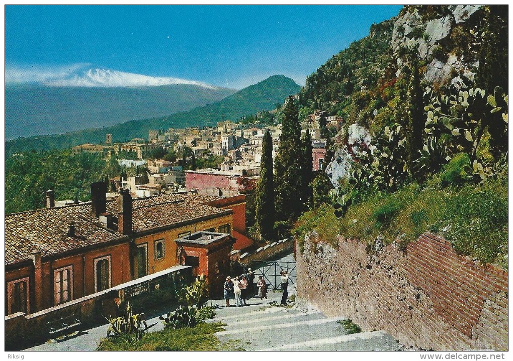 Taormina   - Ascent Of The Greek Theatre.   # 04634 - Other & Unclassified