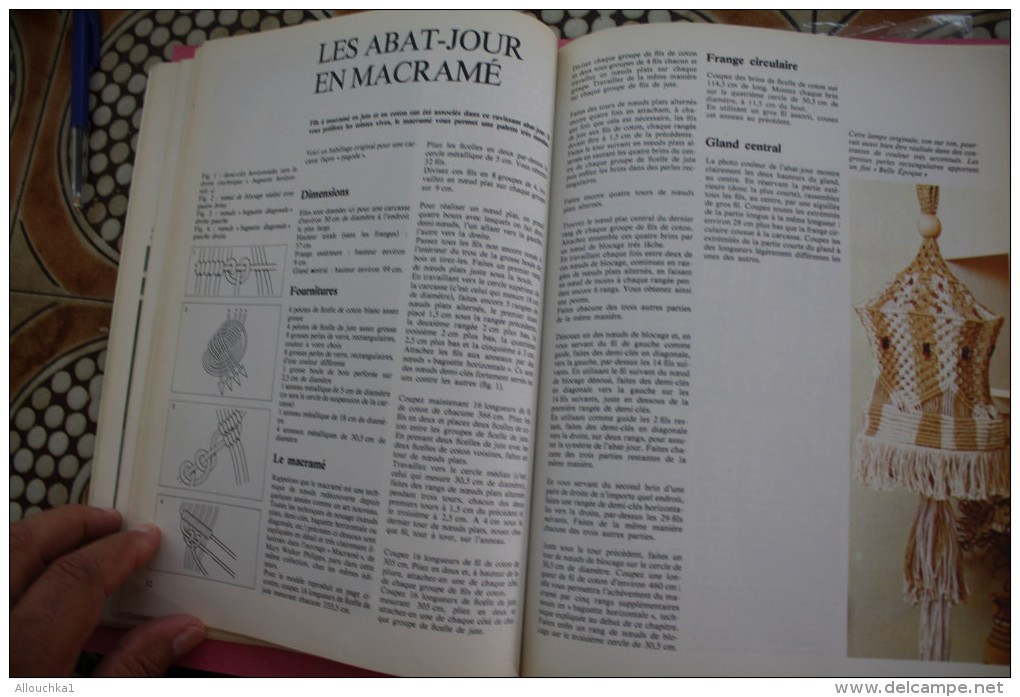 VINTAGE LES ABAT-JOUR-  LAMPSHADES ->DES ACTIVITES PR LES LOISIRS CREATIFS ->LES ABAT-JOUR DESSAIN ET TOIRA MANU PRESSE