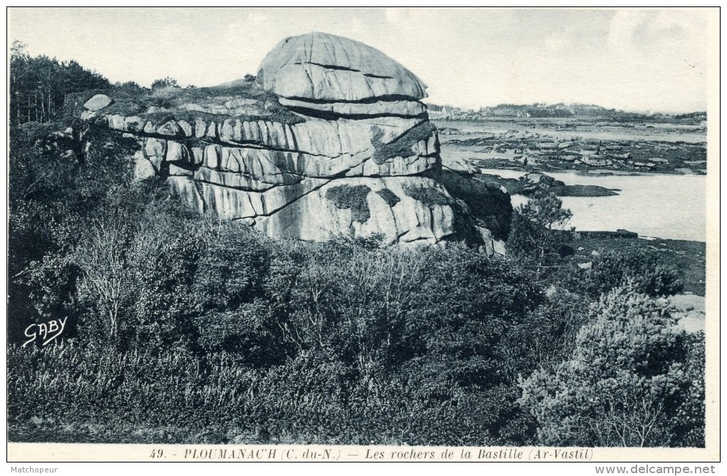 PLOUMANAC´H -22- LES ROCHERS DE LA BASTILLE - Ploumanac'h