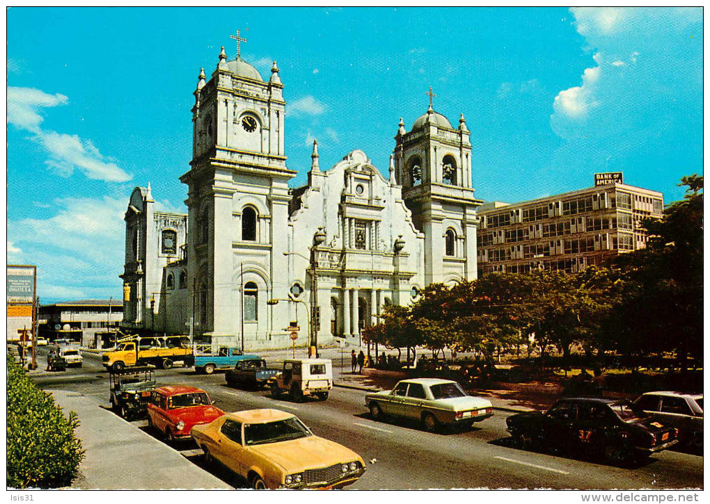 Honduras - Camions - Voitures - Automobile - Iglesia Catedral - San Pedro Sula - Bon état Général - Honduras