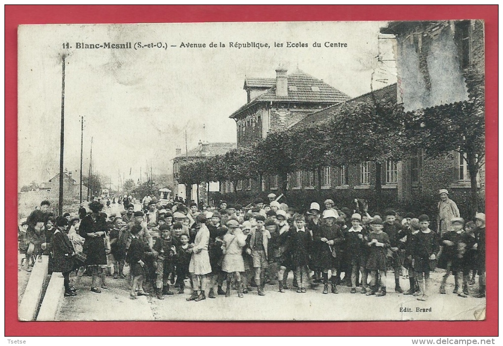 93 - Blanc-Mesnil - Avenue De La République, Les Ecoles Du Centre- Superbe Animation ( Voir Verso ) - Le Blanc-Mesnil