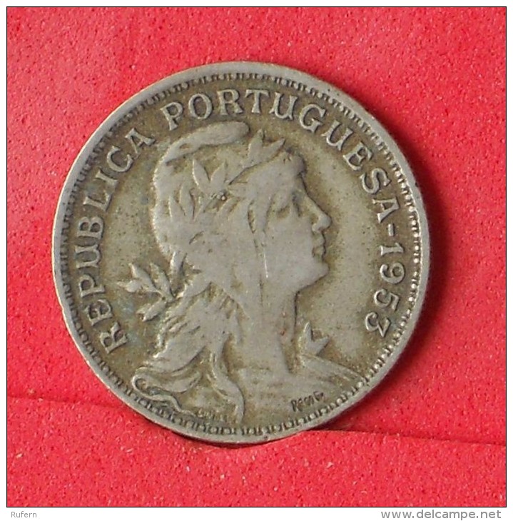 PORTUGAL  50  CENTAVOS  1953   KM# 577  -    (Nº12278) - Portugal