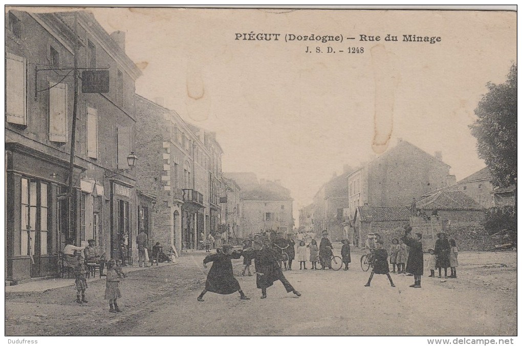 PIEGUT   RUE DU MINAGE - Other & Unclassified