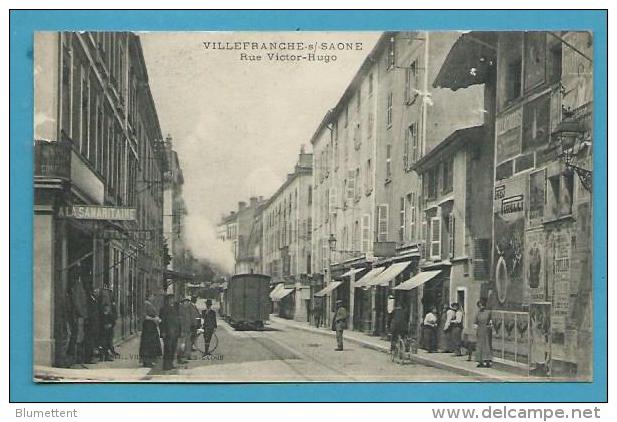 CPA Commerces - Train Rue Victor-Hugo VILLEFRANCHE S/ SAÔNE 69 - Villefranche-sur-Saone