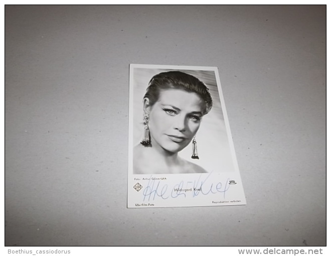 JOLIE CARTE PHOTO D'EPOQUE HILDEGARD KNEF AVEC VERITABLE AUTOGRAPHE 9 X 14 - Autographs