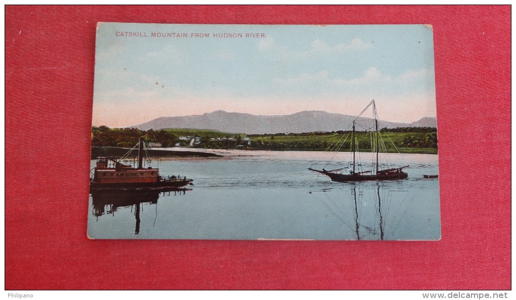 - New York> Catskills  Mountains From Hudson River -ref   1918 - Catskills