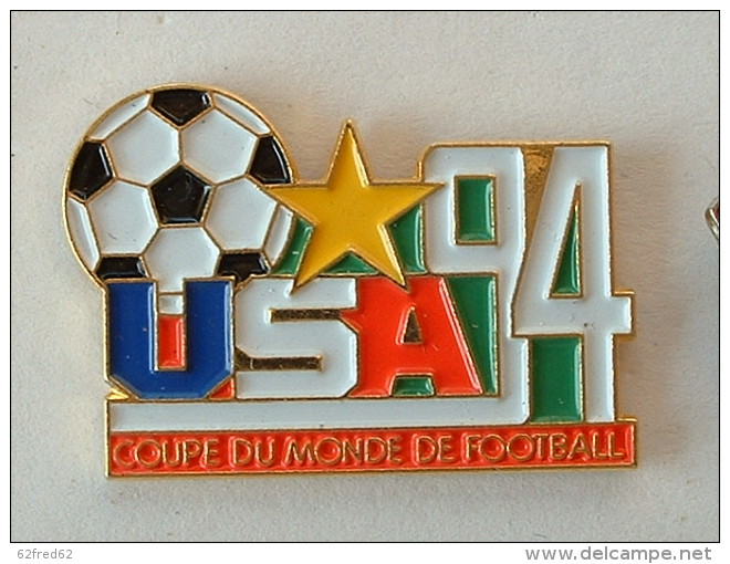 PIN´S FOOTBALL - COUPE DU MONDE 94 USA - Football