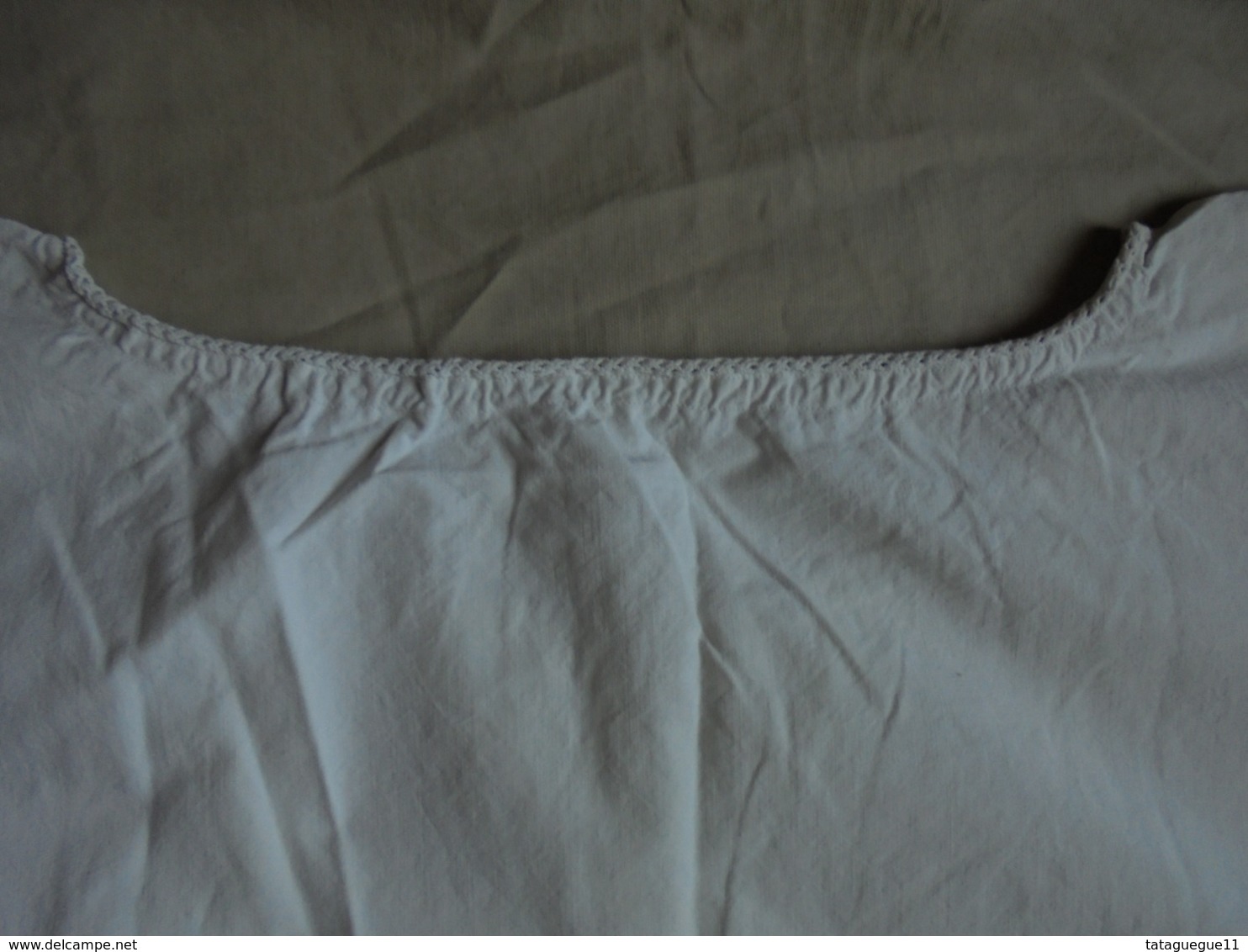 Ancien - Grande chemise pour femme en drap (métis ?) Monogramme AC