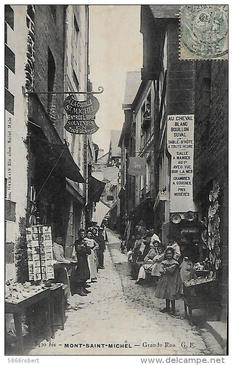 CARTE POSTALE ORIGINALE ANCIENNE :  LE MONT SAINT MICHEL ; LA GRANDE RUE ; ANIMEE ; MANCHE (50) - Le Mont Saint Michel