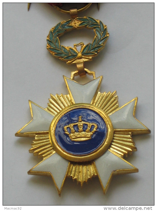 Décoration Civile - Officier De L´ordre De La Couronne    ***** EN ACHAT IMMEDIAT **** - Belgique