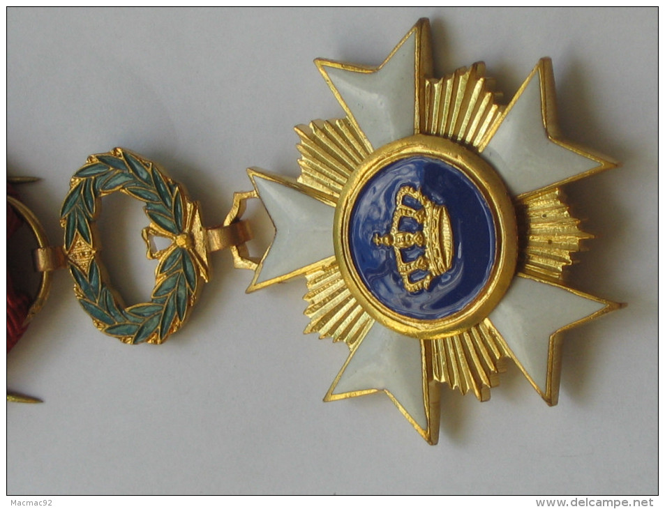 Décoration Civile - Officier De L´ordre De La Couronne    ***** EN ACHAT IMMEDIAT **** - Belgique