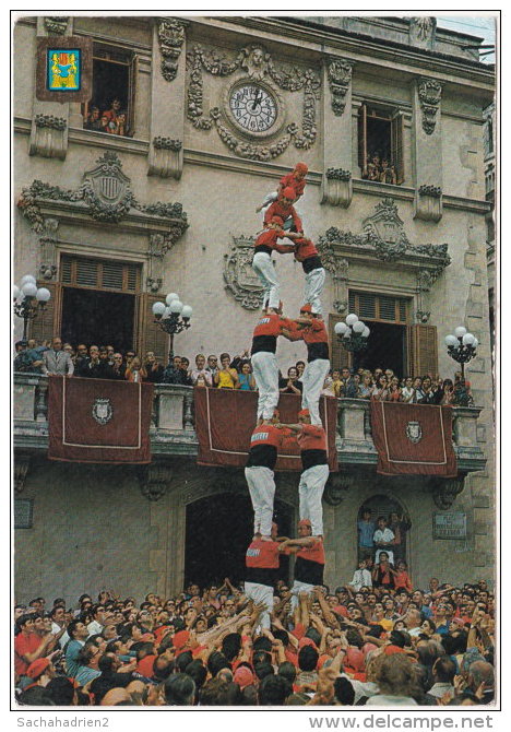 Gf. VILLAFRANCA DEL PENEDES. Els Castellers. 5436 (tour Humaine) (2) - Barcelona