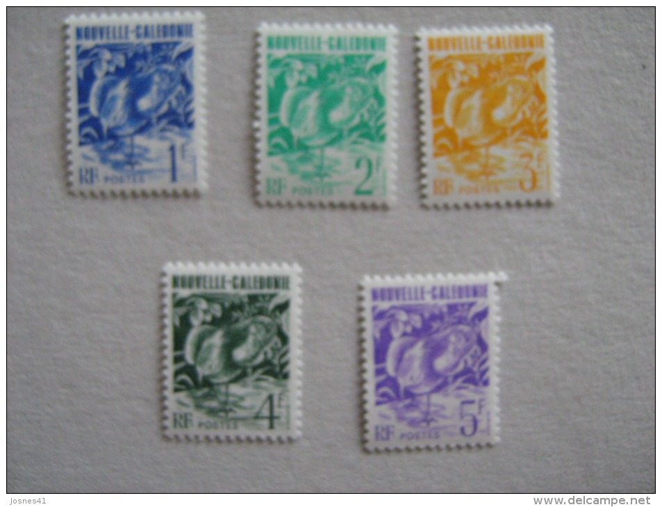 NOUVELLE CALEDONIE    P 602/606 * *   CAGOU - Unused Stamps