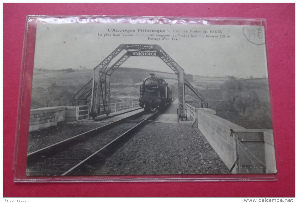 Cp   Fades Le Viaduc  Train - Structures