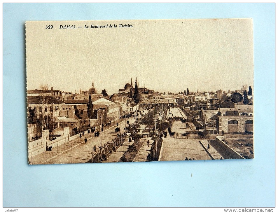 Carte Postale Ancienne : DAMAS : Le Boulevard De La Victoire - Syrie