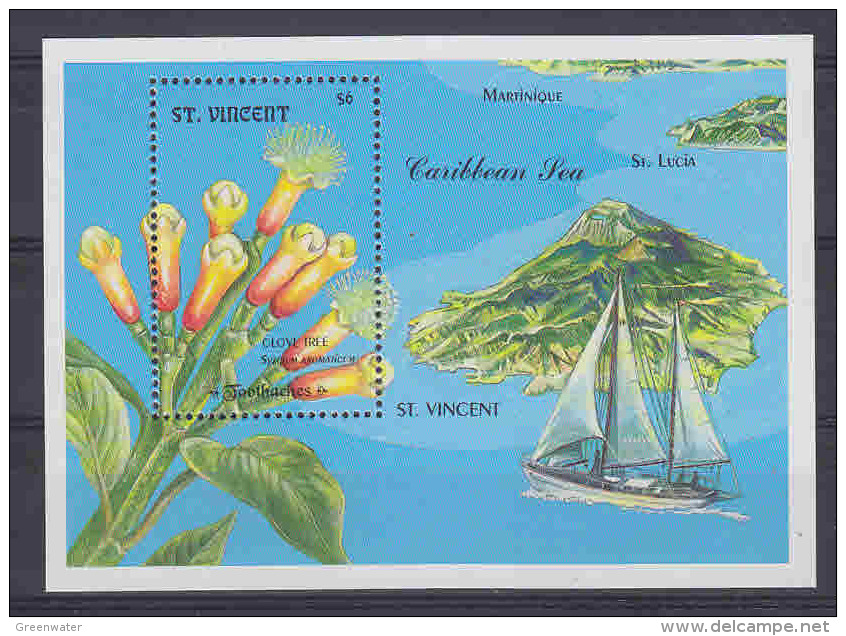 St. Vincent  Clove Tree / Plant / Ship M/s ** Mnh (23762C) - St.Vincent (1979-...)