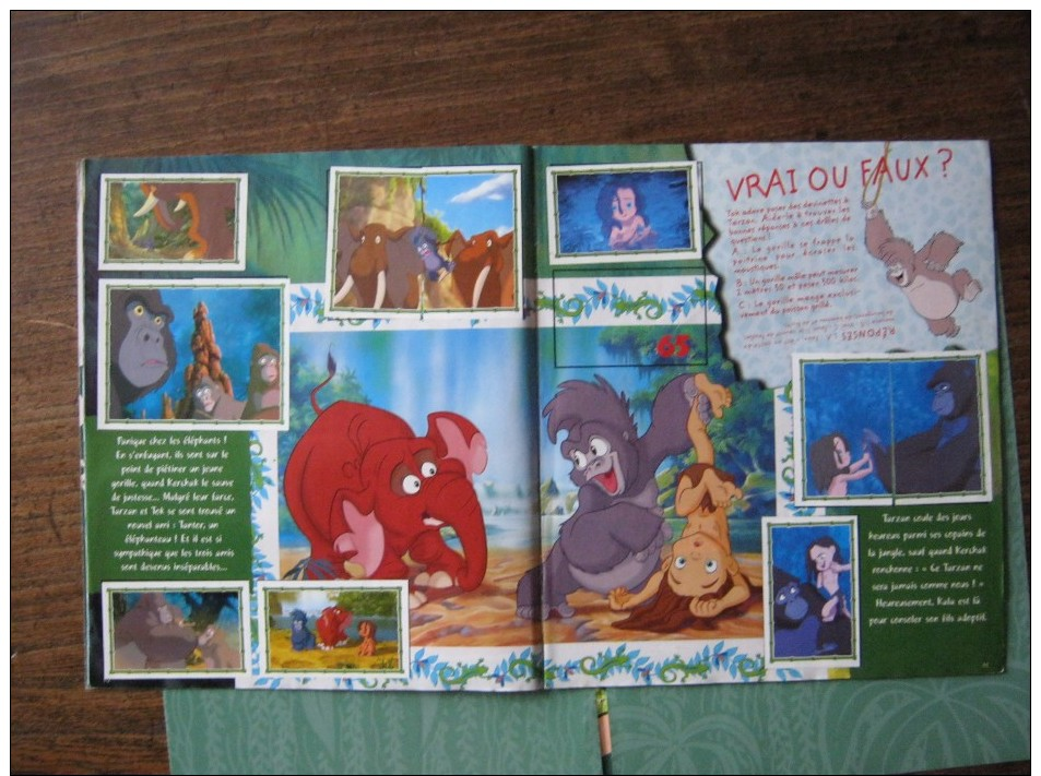 Album  PANINI -Tarzan-191 images collées sur 200 + POSTER COMPLET-très bon état